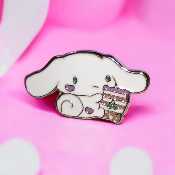 Sanrio Jewelry - Sanrio Cinnamoroll Gold Alloy Enamel Pin (enjoying cake)